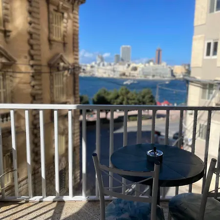 Sea Front Three Bedroom Flat In A Prime Location 6s Apartman Sliema