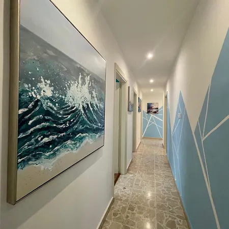 Apartman Sea Front Three Bedroom Flat In A Prime Location 6s *