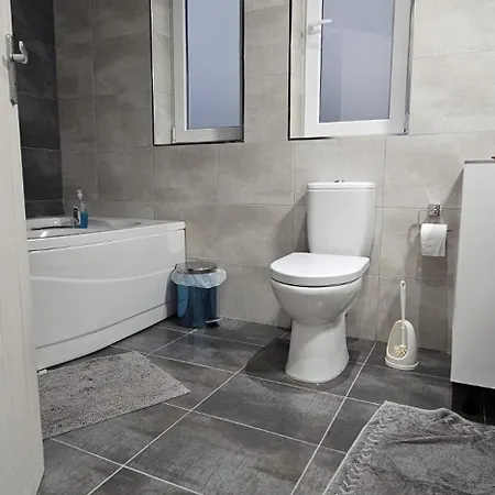 Apartament Sea Front Three Bedroom Flat In A Prime Location 6s