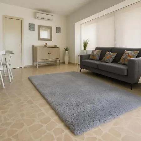 Apartament Sea Front Three Bedroom Flat In A Prime Location 6s Sliema